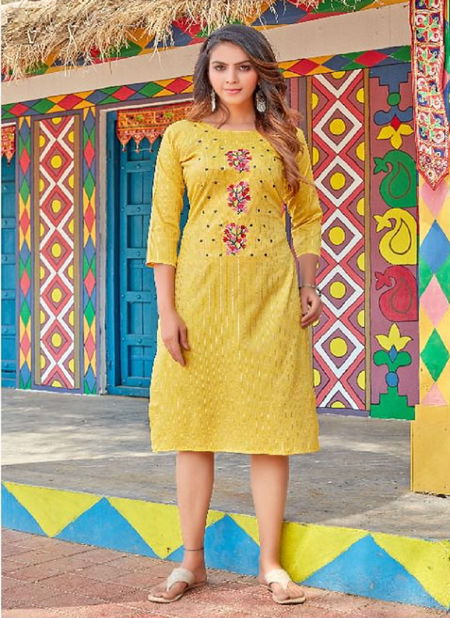 Smylee Apsara 4 New Ethnic Wear Designer Heavy Lurex Latest Kurti Collection Catalog